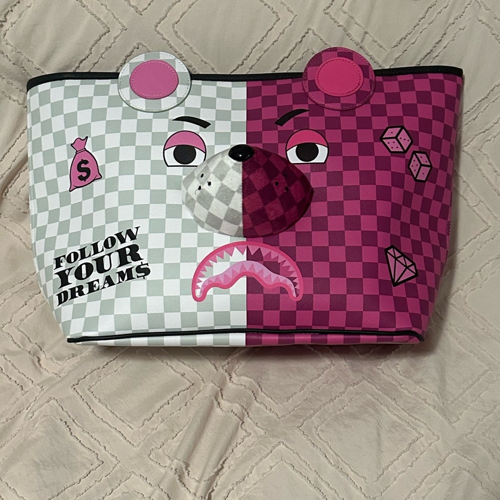 NWT - Stylish Pink and White Checkered Purse - Picture 2 of 9